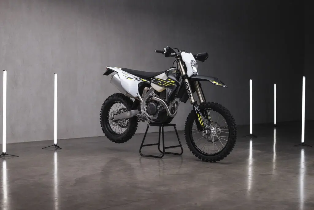 Studio photo of TF 450