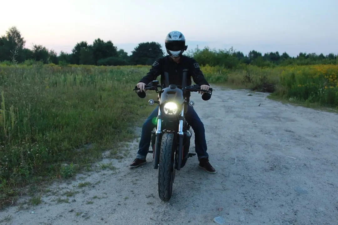 światła led w Harley-Davidson Nightster