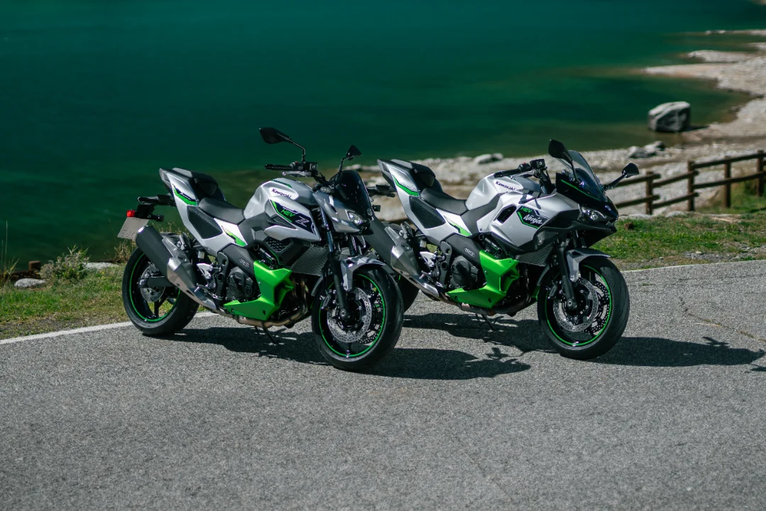 2026 Kawasaki Ninja 7 Hybrid & Z7 Hybrid Get Key ECU Updates: EV/Hybrid Switching Now Up to 60 km/h and New Sport AT Mode - zdjęcie 3