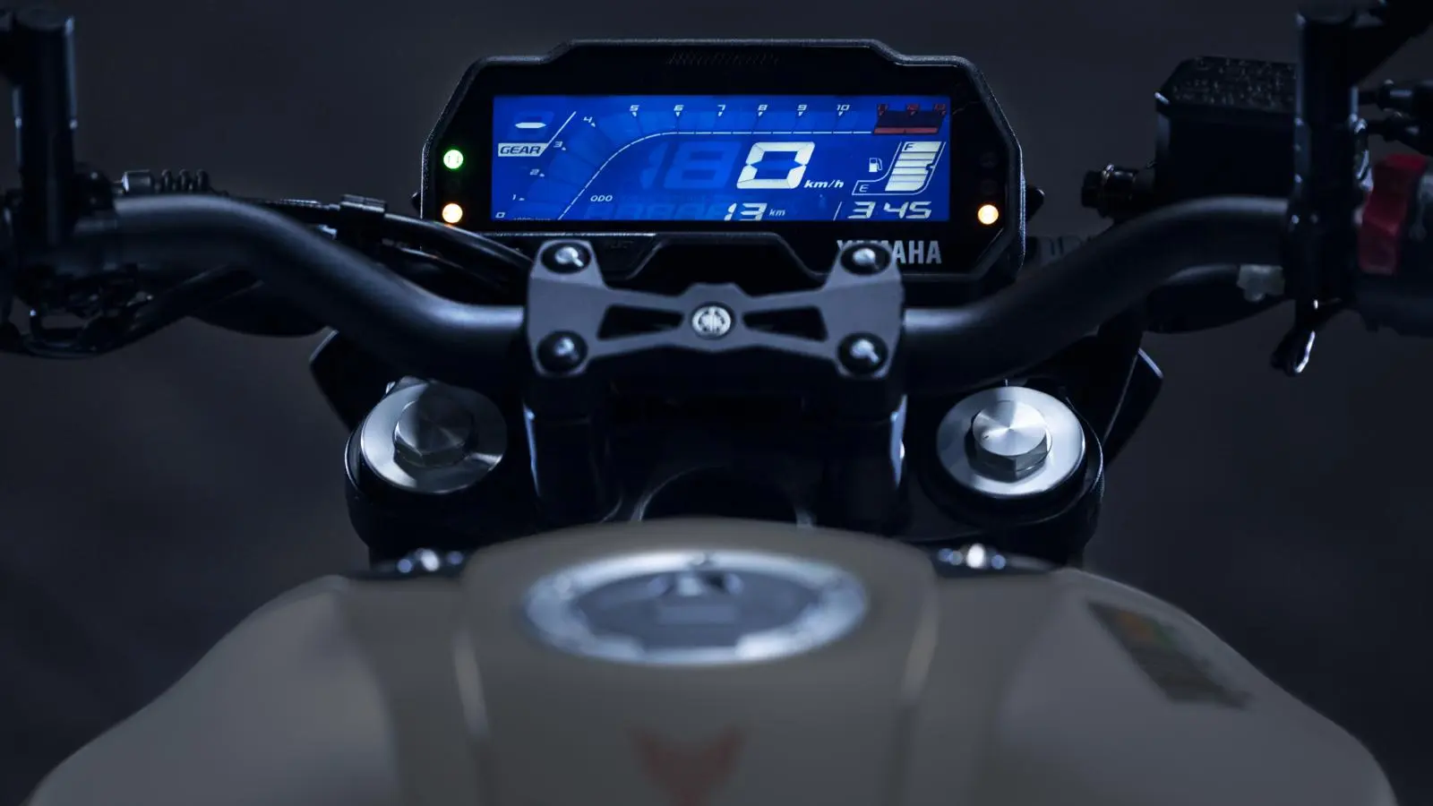 Display, gear change yamaha mt 125