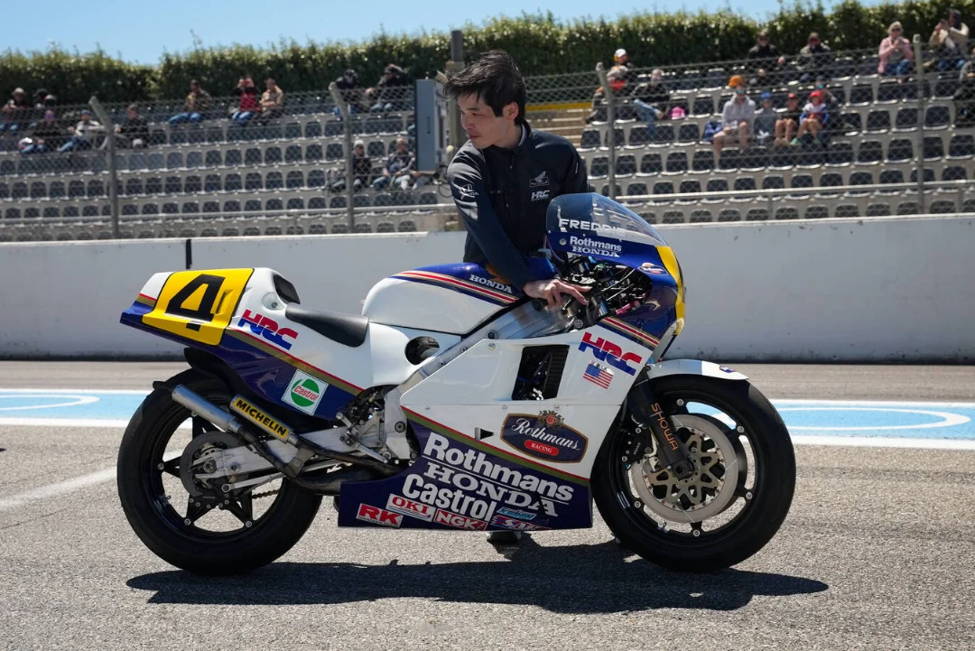 Honda CB1000F Concept: Old-School Style Reborn as Honda Showcases New Retro Roadster in France - zdjęcie 5