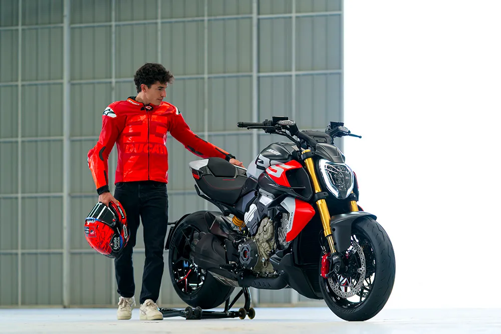 Marc Márquez touches the Diavel