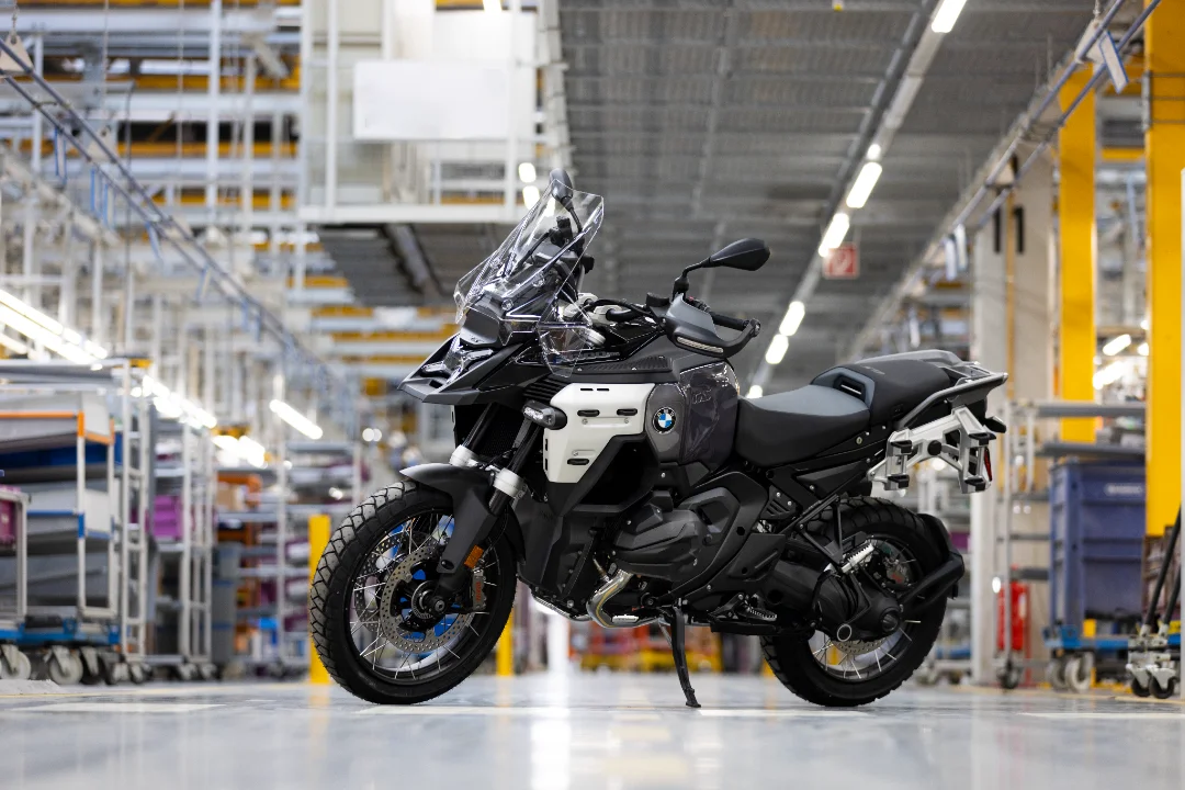 Four Million BMW Motorcycles from Berlin: Anniversary at the BMW Motorrad Plant Berlin-Spandau
