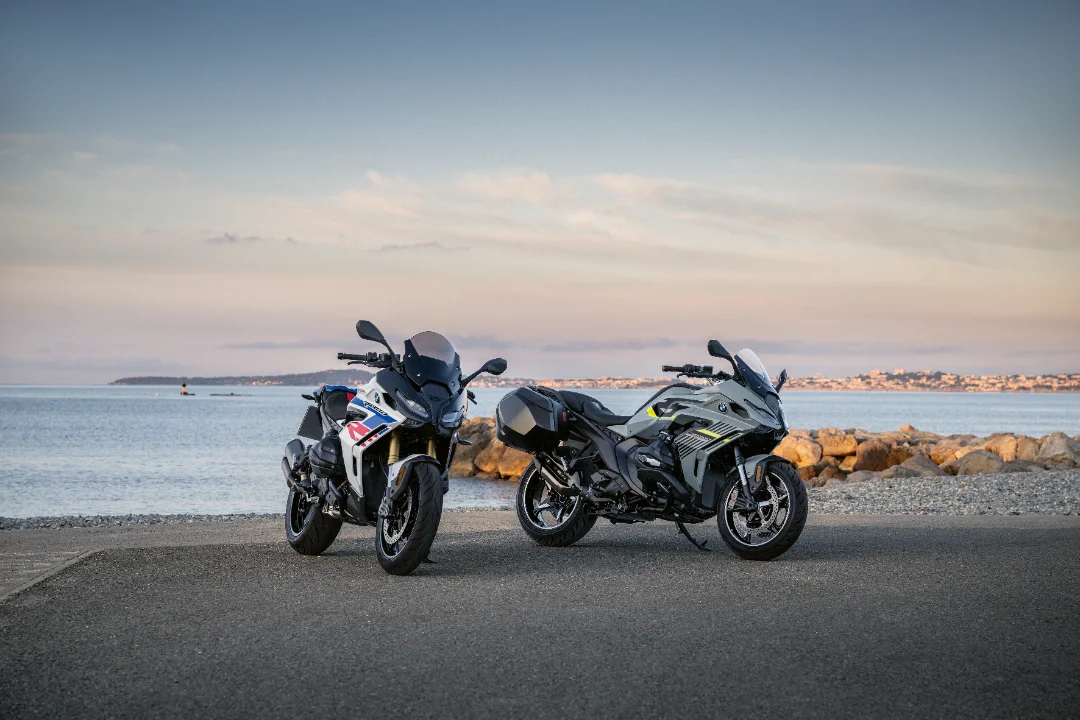 BMW Motorrad Celebrates 50 Years of RS: From the R 100 RS to Today’s Sport-Touring Icons - zdjęcie 5
