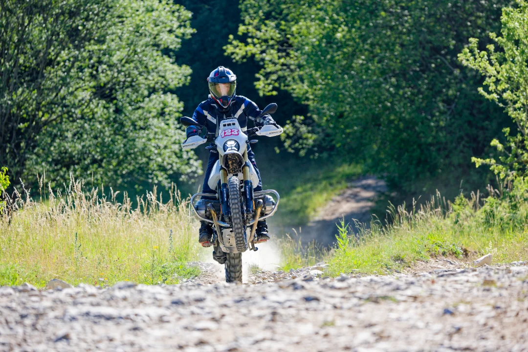 BMW R 12 G/S Becomes the New GS Trophy Competition Bike - zdjęcie 2