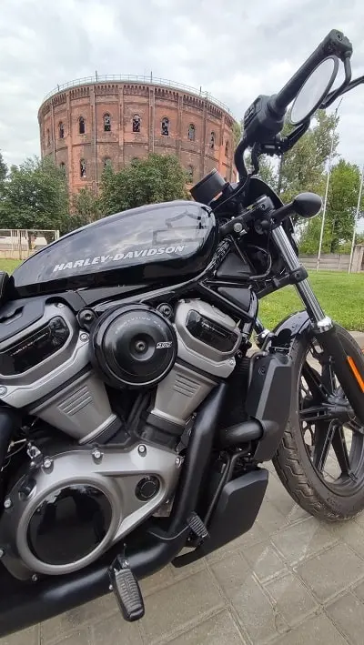 Silnik revolution max