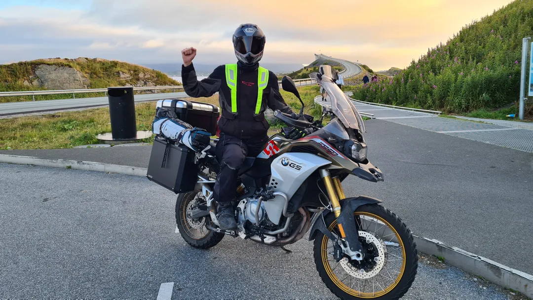 BMW GS with aluminum adventure luggage